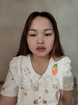 Snapshot of Mina_xYx chatting on May 24, 2026, 4:12 pm Mina xYx online show from May 24, 2026, 4:12 pm