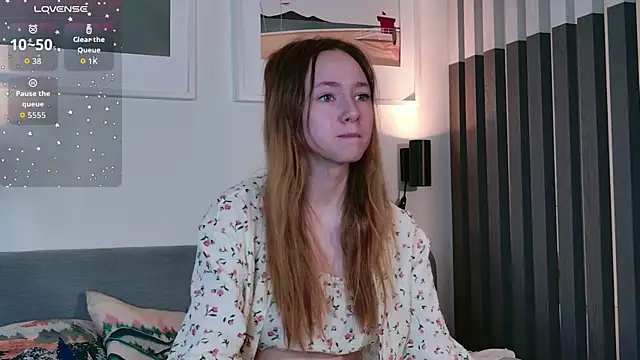 Snapshot of Bethany_sparkle chatting on April 19, 2026, 6:13 am Bethany sparkle online show from April 19, 2026, 6:13 am