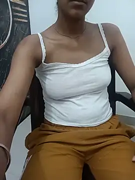 aushi rajput online show from June 1, 2026, 7:21 am