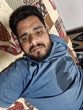 Snapshot of shubham19988 chatting on May 19, 2026, 4:35 pm shubham19988 online show from May 19, 2026, 4:35 pm