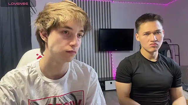 Hunks bromance online show from March 22, 2026, 6:33 pm