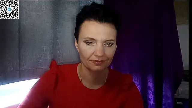 Snapshot of HotMamaQueen234 chatting on July 6, 2026, 11:18 am HotMamaQueen234 online show from July 6, 2026, 11:18 am