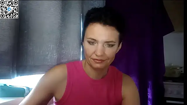 Snapshot of HotMamaQueen234 chatting on July 9, 2026, 11:14 am HotMamaQueen234 online show from July 9, 2026, 11:14 am