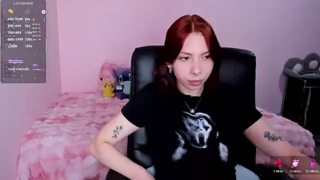 laurita Olssen27 online show from April 22, 2026, 2:51 pm