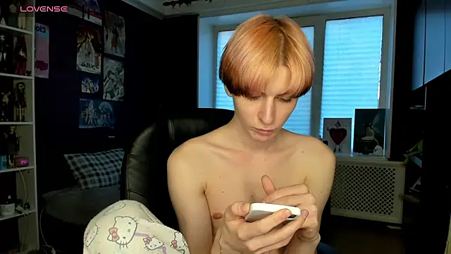Snapshot of sweet_peach___ chatting on June 1, 2026, 6:31 pm sweet peach online show from June 1, 2026, 6:31 pm