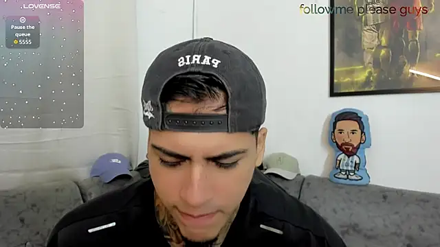 Snapshot of sweetlatinoboy chatting on June 6, 2026, 11:59 am sweetlatinoboy online show from June 6, 2026, 11:59 am
