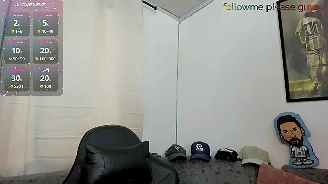 Snapshot of sweetlatinoboy chatting on June 10, 2026, 12:37 pm sweetlatinoboy online show from June 10, 2026, 12:37 pm