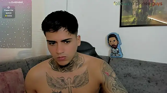 Snapshot of sweetlatinoboy chatting on June 17, 2026, 1:12 pm sweetlatinoboy online show from June 17, 2026, 1:12 pm