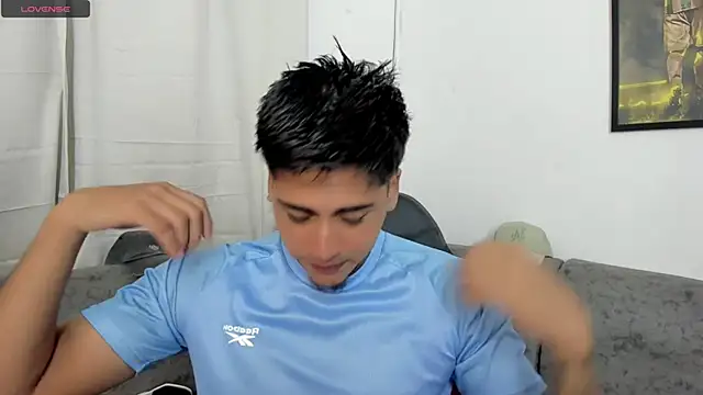 Snapshot of sweetlatinoboy chatting on August 2, 2026, 9:41 am sweetlatinoboy online show from August 2, 2026, 9:41 am