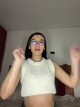 Snapshot of chloe_evans0 chatting on March 31, 2026, 2:13 am chloe evans0 online show from March 31, 2026, 2:13 am