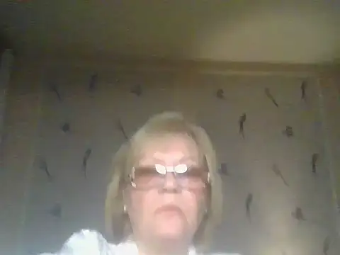 Snapshot of Anessa7321 chatting on March 24, 2026, 3:33 am Anessa7321 online show from March 24, 2026, 3:33 am