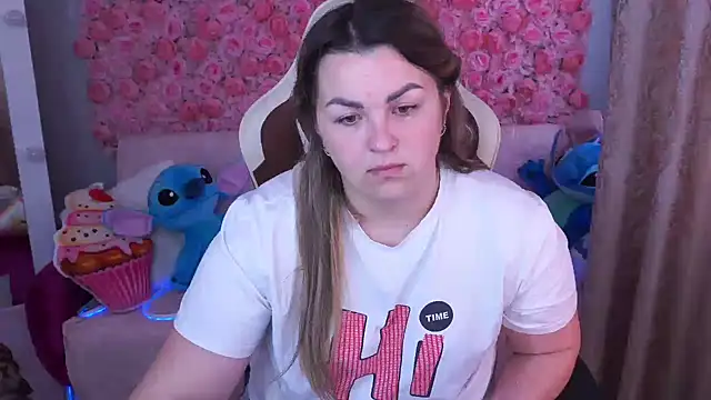 AlissyaGrayy online show from June 3, 2026, 5:43 am