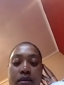GoodinbedAfrican4 online show from May 28, 2026, 10:07 pm