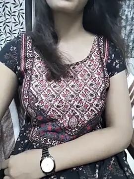 Snapshot of myra77 chatting on May 26, 2026, 4:58 pm myra77 online show from May 26, 2026, 4:58 pm