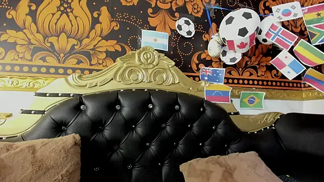 Snapshot of dulce_girls chatting on July 16, 2026, 1:06 pm dulce girls online show from July 16, 2026, 1:06 pm