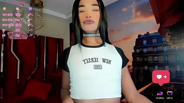 Paola Delfino online show from May 15, 2026, 10:44 am