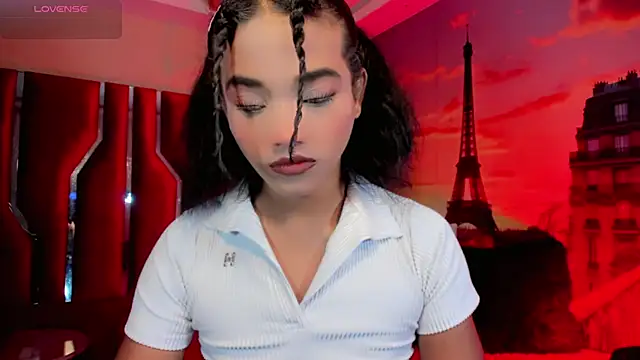 Paola Delfino online show from May 29, 2026, 11:19 am