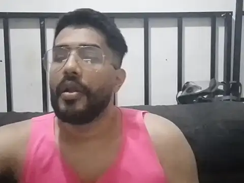 Yokitox online show from March 18, 2026, 7:44 am