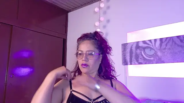 Mariia Paulaa online show from July 4, 2026, 4:18 am