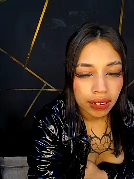 AryahMoonn online show from May 30, 2026, 3:47 am