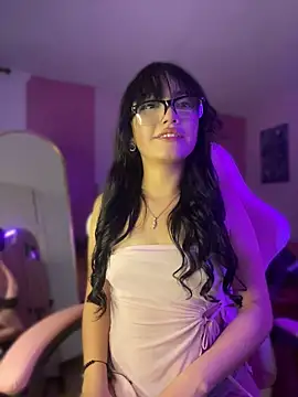MayyBonita online show from May 8, 2026, 6:02 pm