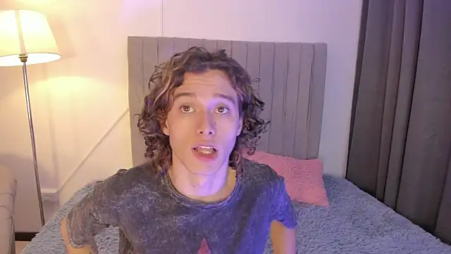 Snapshot of Goddest_perseus_ chatting on May 31, 2026, 6:20 pm Goddest perseus online show from May 31, 2026, 6:20 pm