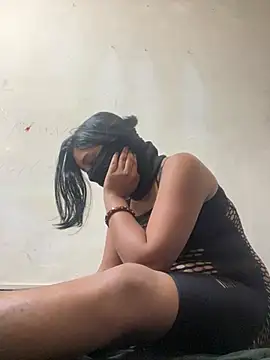 Snapshot of Surbhibaby chatting on April 6, 2026, 6:47 am Surbhibaby online show from April 6, 2026, 6:47 am