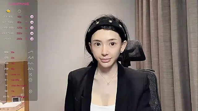 kiki-12 online show from April 10, 2026, 11:42 pm