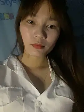 Snapshot of -Eidieea- chatting on March 27, 2026, 1:33 pm -Eidieea- online show from March 27, 2026, 1:33 pm