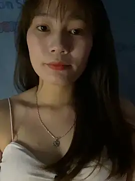Snapshot of -Eidieea- chatting on March 29, 2026, 2:11 am -Eidieea- online show from March 29, 2026, 2:11 am