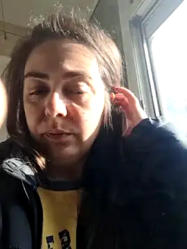Snapshot of Arya_Malone chatting on April 8, 2026, 6:02 am Arya Malone online show from April 8, 2026, 6:02 am