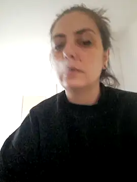 Snapshot of Arya_Malone chatting on May 17, 2026, 2:35 pm Arya Malone online show from May 17, 2026, 2:35 pm
