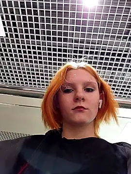 Snapshot of NinaParri chatting on April 4, 2026, 3:16 am NinaParri online show from April 4, 2026, 3:16 am