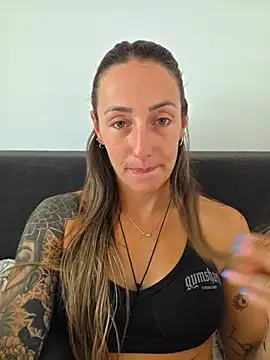 NicoleKaiser online show from July 25, 2026, 7:28 am