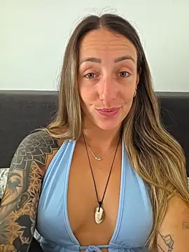 NicoleKaiser online show from July 26, 2026, 7:59 am