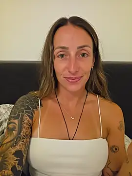 NicoleKaiser online show from July 28, 2026, 7:39 pm