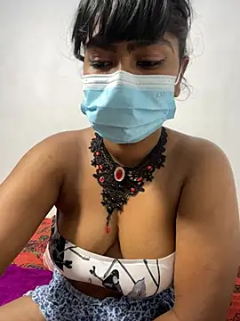 Snapshot of honeyi_babe chatting on July 17, 2026, 6:02 pm honeyi babe online show from July 17, 2026, 6:02 pm