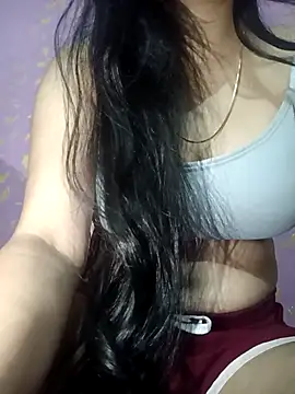 Snapshot of Qween_Seelu chatting on April 7, 2026, 11:26 pm Qween Seelu online show from April 7, 2026, 11:26 pm