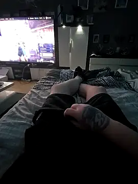 OssiBigCum online show from March 18, 2026, 9:29 pm