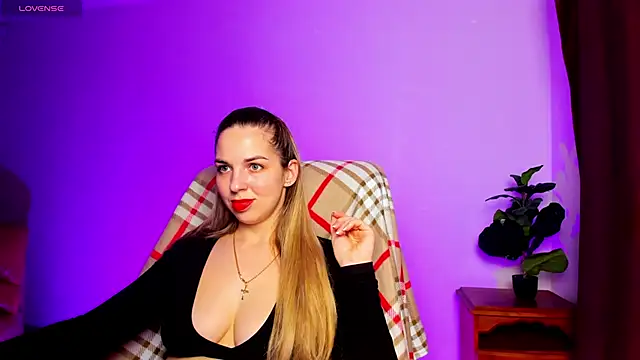 Snapshot of Alexandracandy chatting on March 31, 2026, 12:49 pm Alexandracandy online show from March 31, 2026, 12:49 pm