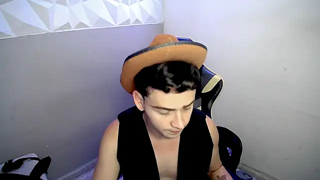 Snapshot of Mathias_twinkk chatting on April 12, 2026, 4:50 am Mathias twinkk online show from April 12, 2026, 4:50 am
