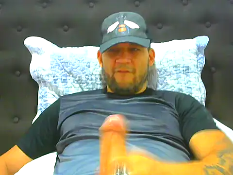 Snapshot of altenori chatting on May 24, 2026, 9:20 pm altenori online show from May 24, 2026, 9:20 pm
