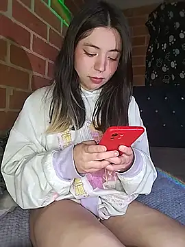 Petite CherryX online show from July 16, 2026, 2:17 am