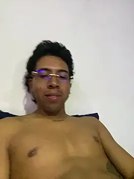 Vergonn1828 online show from August 6, 2026, 3:41 am