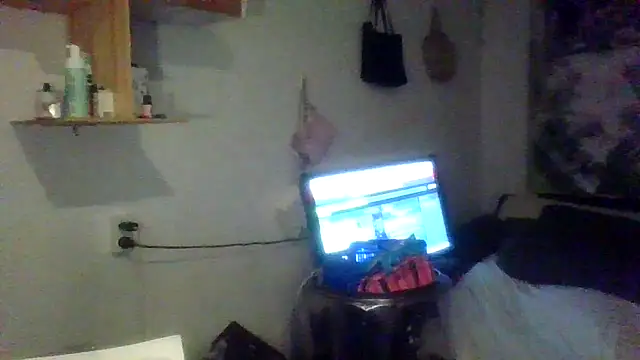 Snapshot of Anna-Cash chatting on July 2, 2026, 3:23 am Anna-Cash online show from July 2, 2026, 3:23 am