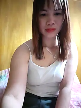 Snapshot of Reeoo-93 chatting on March 24, 2026, 7:24 am Reeoo-93 online show from March 24, 2026, 7:24 am