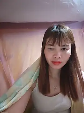 Snapshot of Reeoo-93 chatting on May 7, 2026, 8:47 pm Reeoo-93 online show from May 7, 2026, 8:47 pm