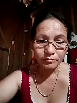 Snapshot of Lliygy chatting on July 3, 2026, 7:59 am Lliygy online show from July 3, 2026, 7:59 am