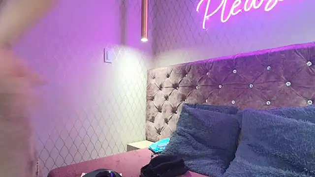 SamanthaSyedx online show from May 30, 2026, 3:14 am