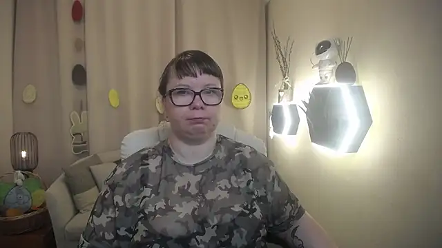 Snapshot of BonnnyBoobsy chatting on April 4, 2026, 5:49 am BonnnyBoobsy online show from April 4, 2026, 5:49 am